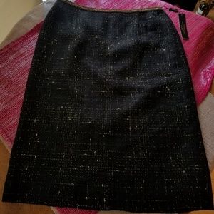 Woven Texture Black Gold Tweed Mid Length Skirt